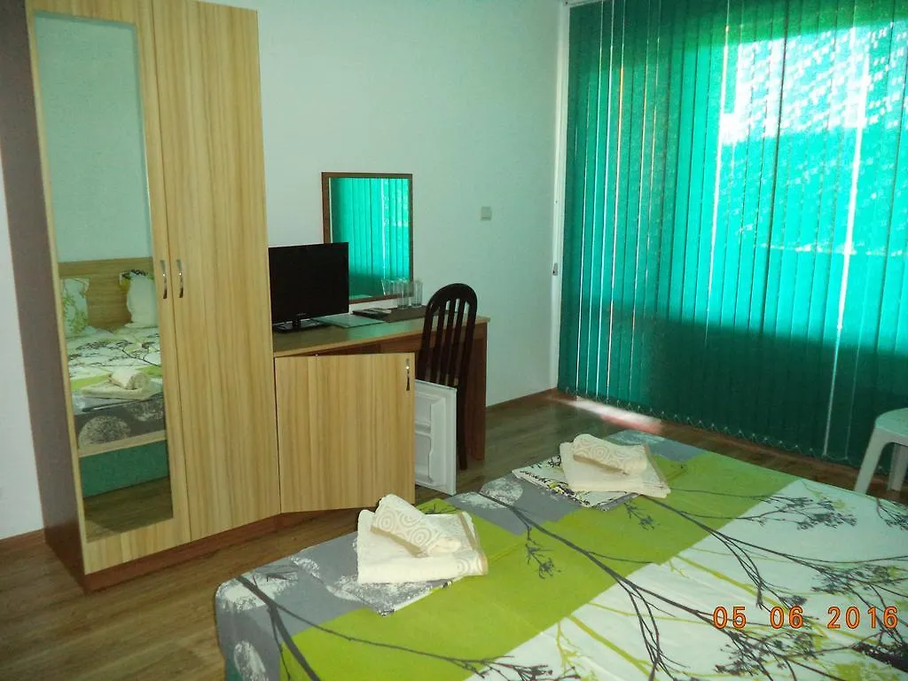**  Sveti Georgi Guest House Sozopol Bulgaria